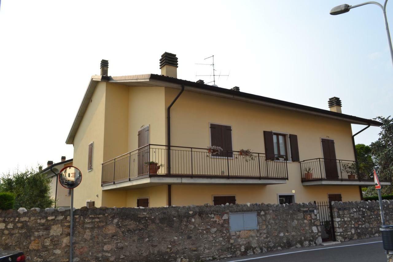 Torri Centro Apartment Torri Del Benaco Bagian luar foto
