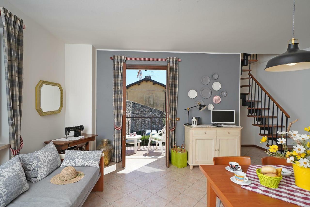 Torri Centro Apartment Torri Del Benaco Bagian luar foto